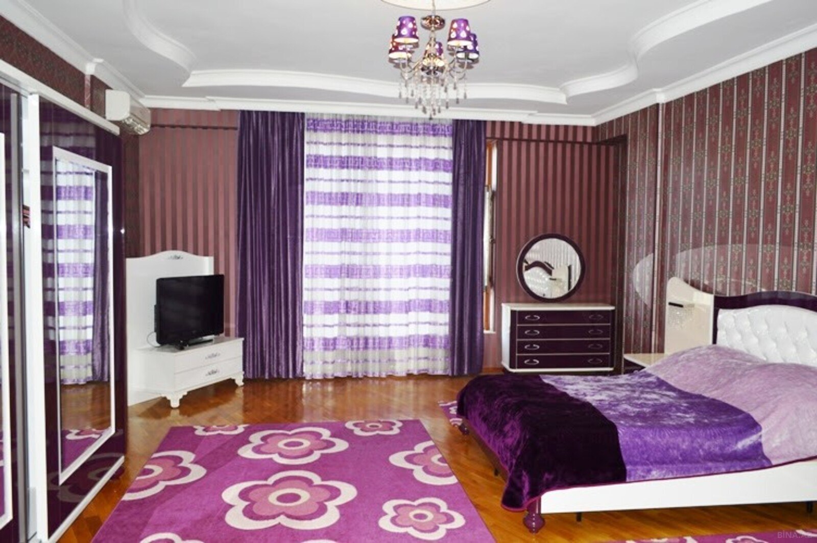 4 otaqlı Yeni tikili, İnşaatçılar m., Bakı