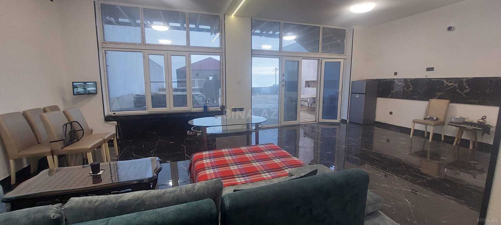 4 otaqlı Həyət evi/Bağ evi, Badamdar q., Bakı