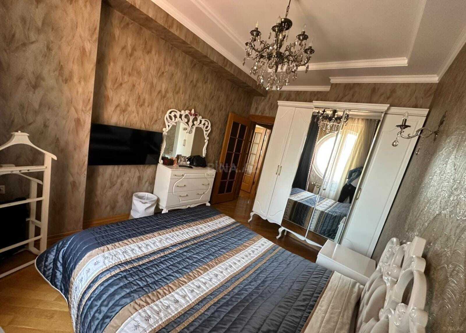 3 otaqlı Yeni tikili, 8 Noyabr m., Bakı