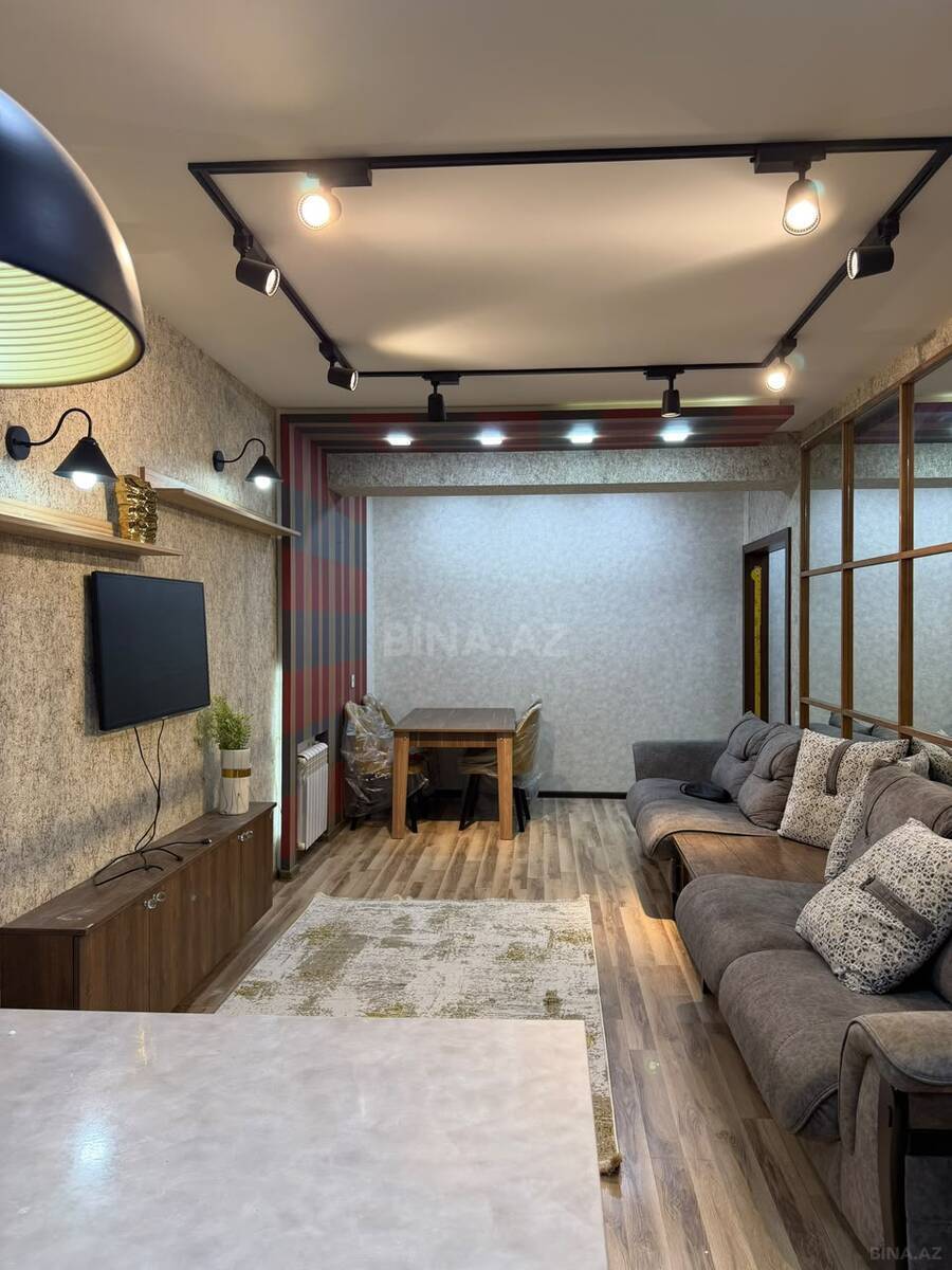 3 otaqlı Yeni tikili, İnşaatçılar m., Bakı