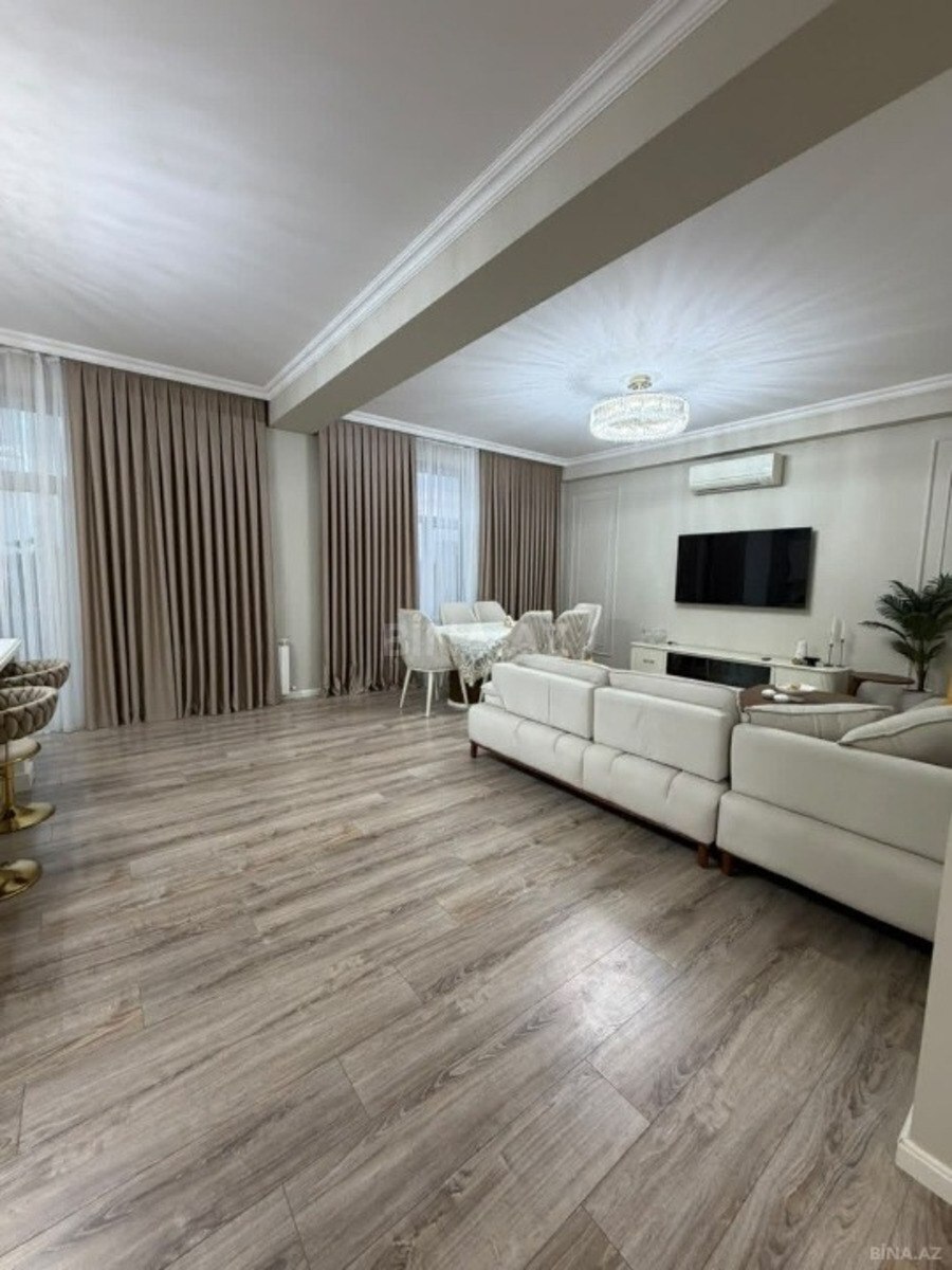 4 otaqlı Yeni tikili, Ağ şəhər q., Bakı
