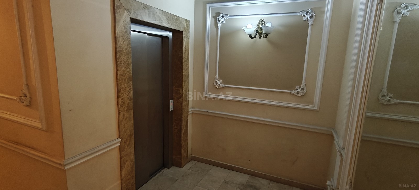 4 otaqlı Köhnə tikili, Sahil m., Bakı