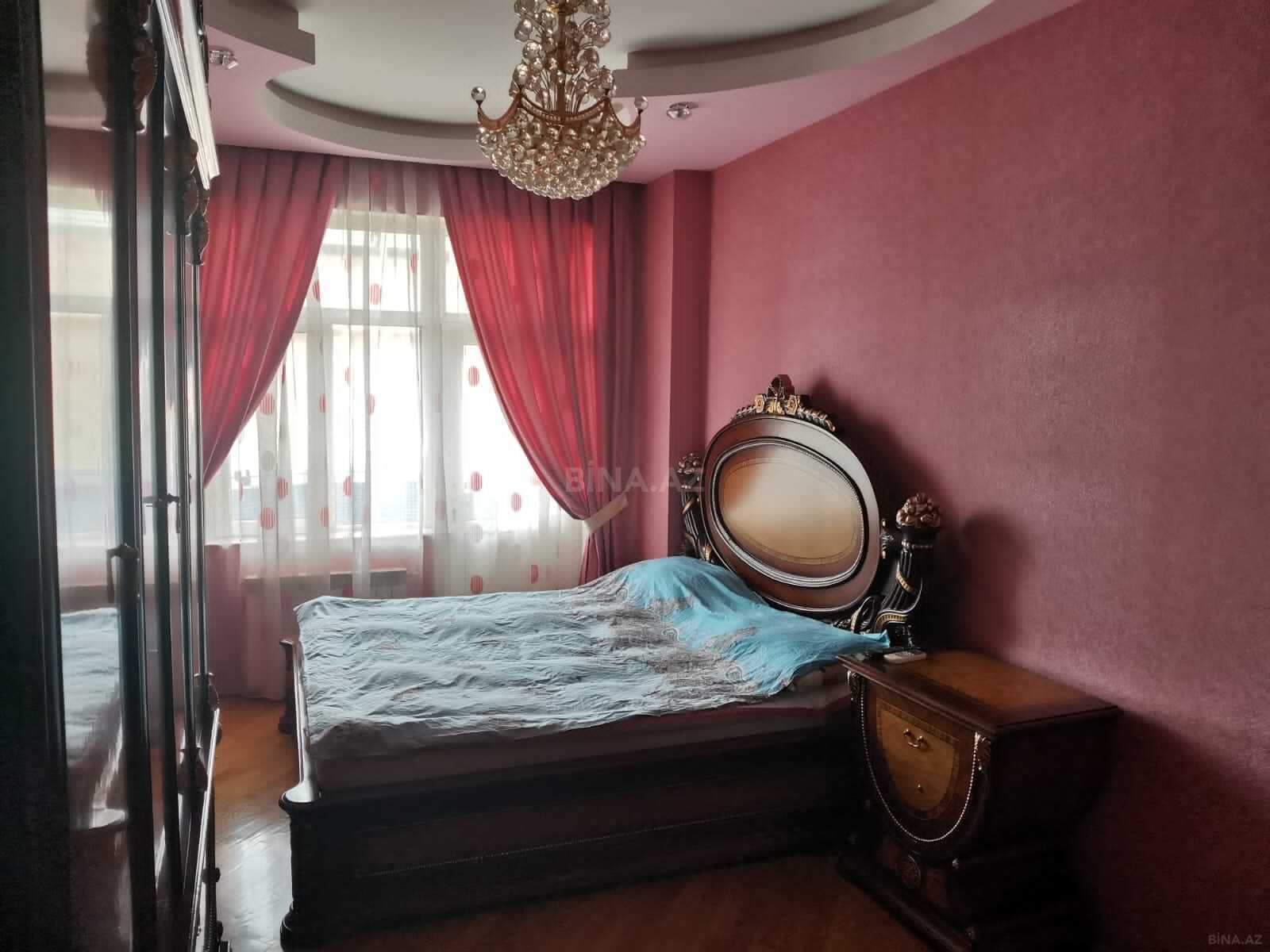 3 otaqlı Yeni tikili, Nizami m., Bakı