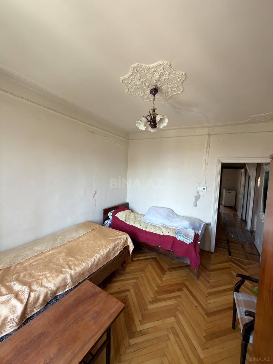 2 otaqlı Köhnə tikili, Əhmədli m., Bakı