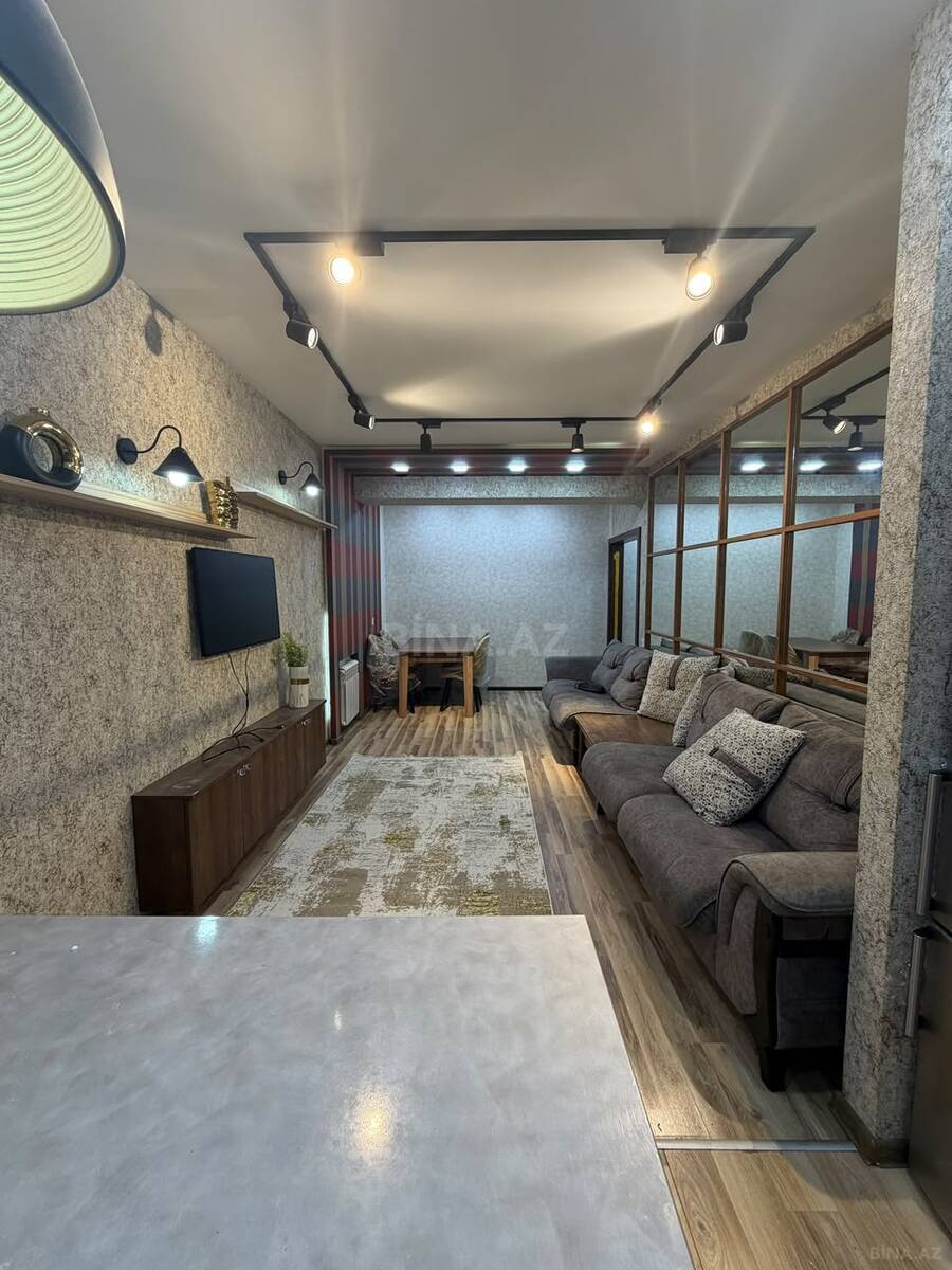 3 otaqlı Yeni tikili, İnşaatçılar m., Bakı