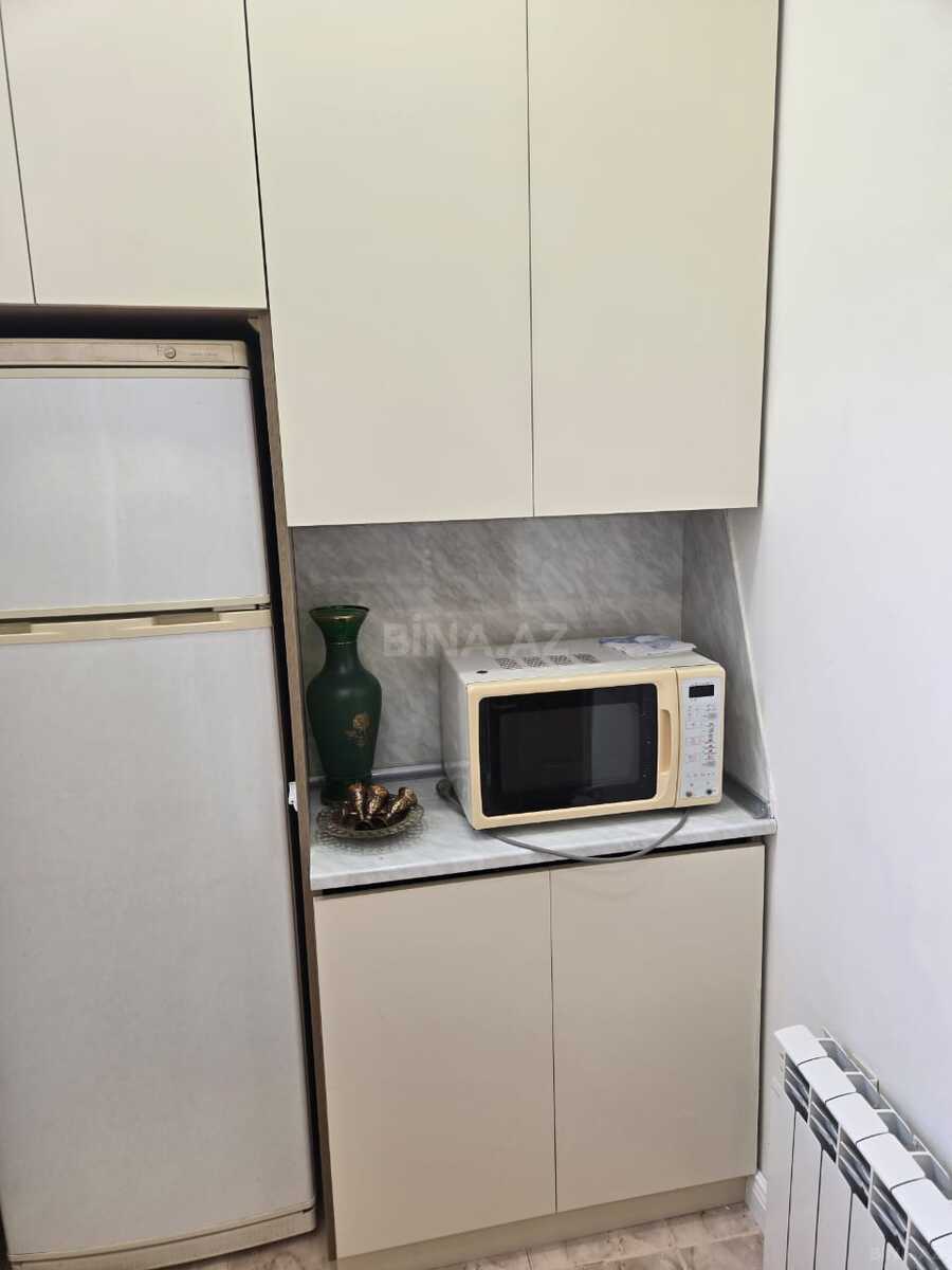 3 otaqlı Köhnə tikili, Sahil m., Bakı
