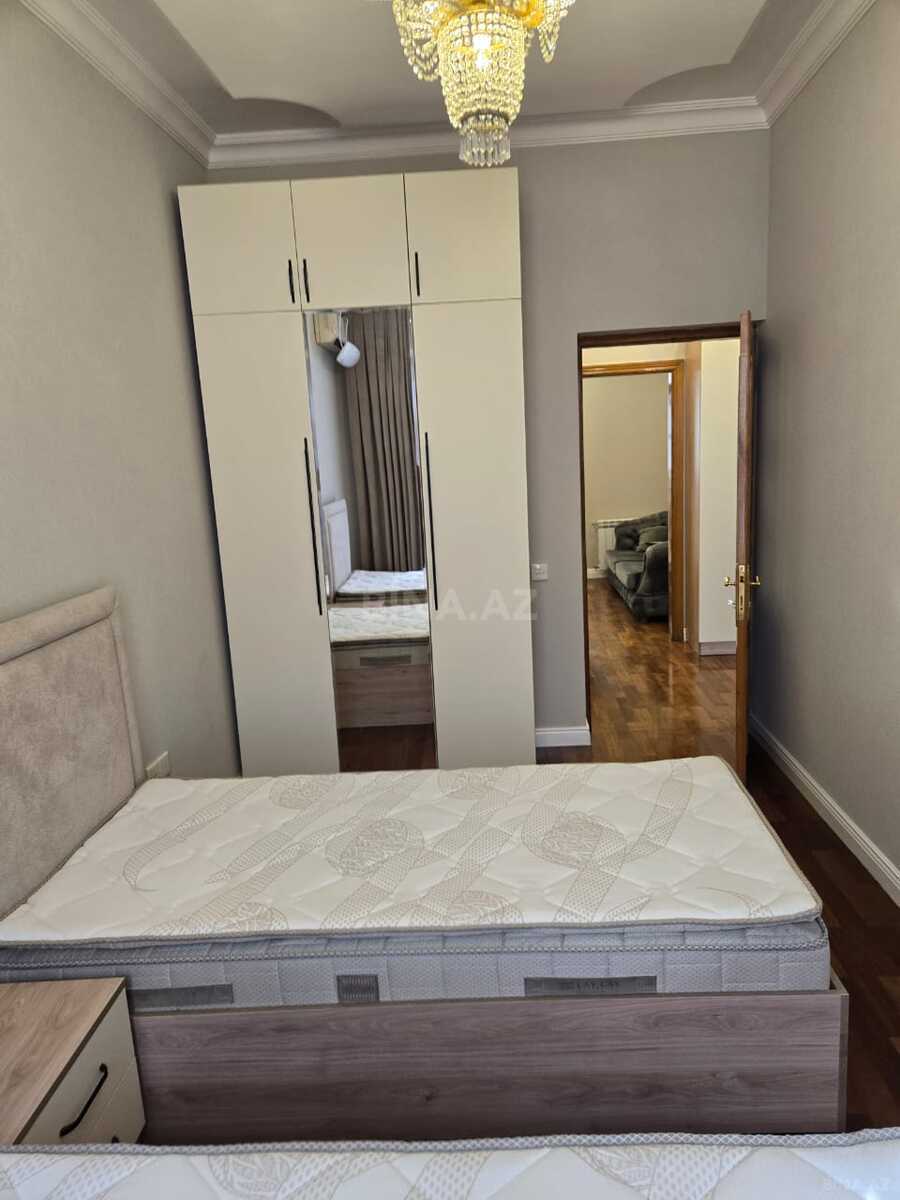 3 otaqlı Köhnə tikili, Sahil m., Bakı