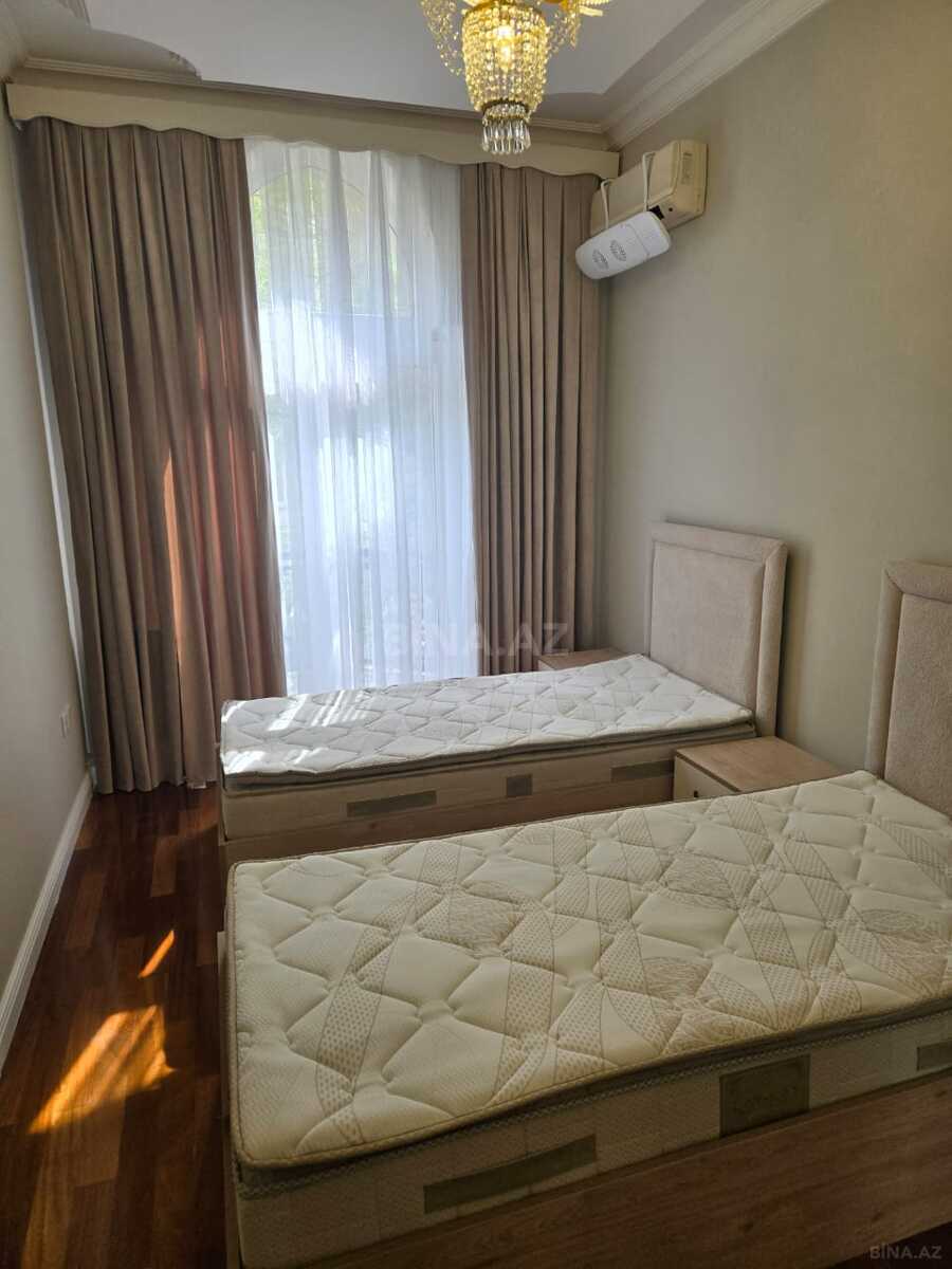 3 otaqlı Köhnə tikili, Sahil m., Bakı