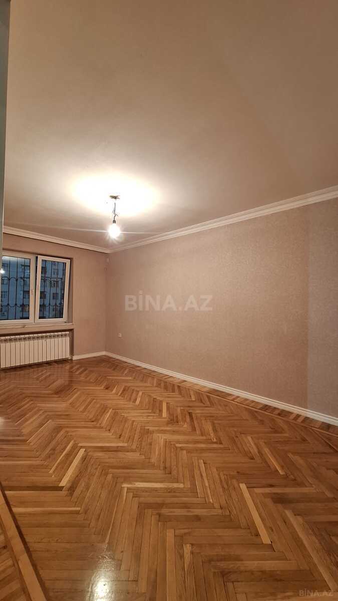 3 otaqlı Köhnə tikili, Nəsimi m., Bakı