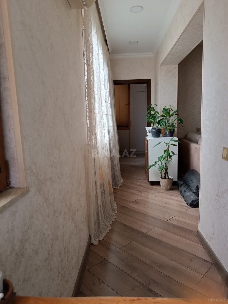 3 otaqlı Köhnə tikili, Həzi Aslanov m., Bakı