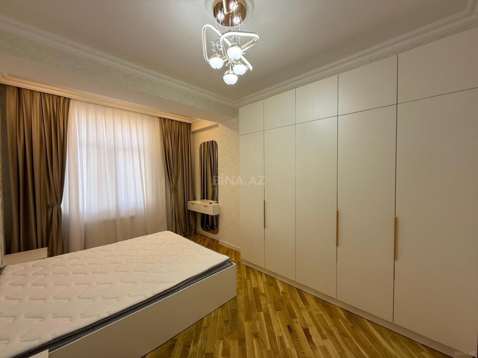 3 otaqlı Yeni tikili, Qara Qarayev m., Bakı