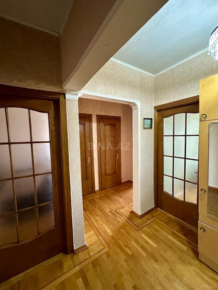3 otaqlı Köhnə tikili, Əhmədli m., Bakı