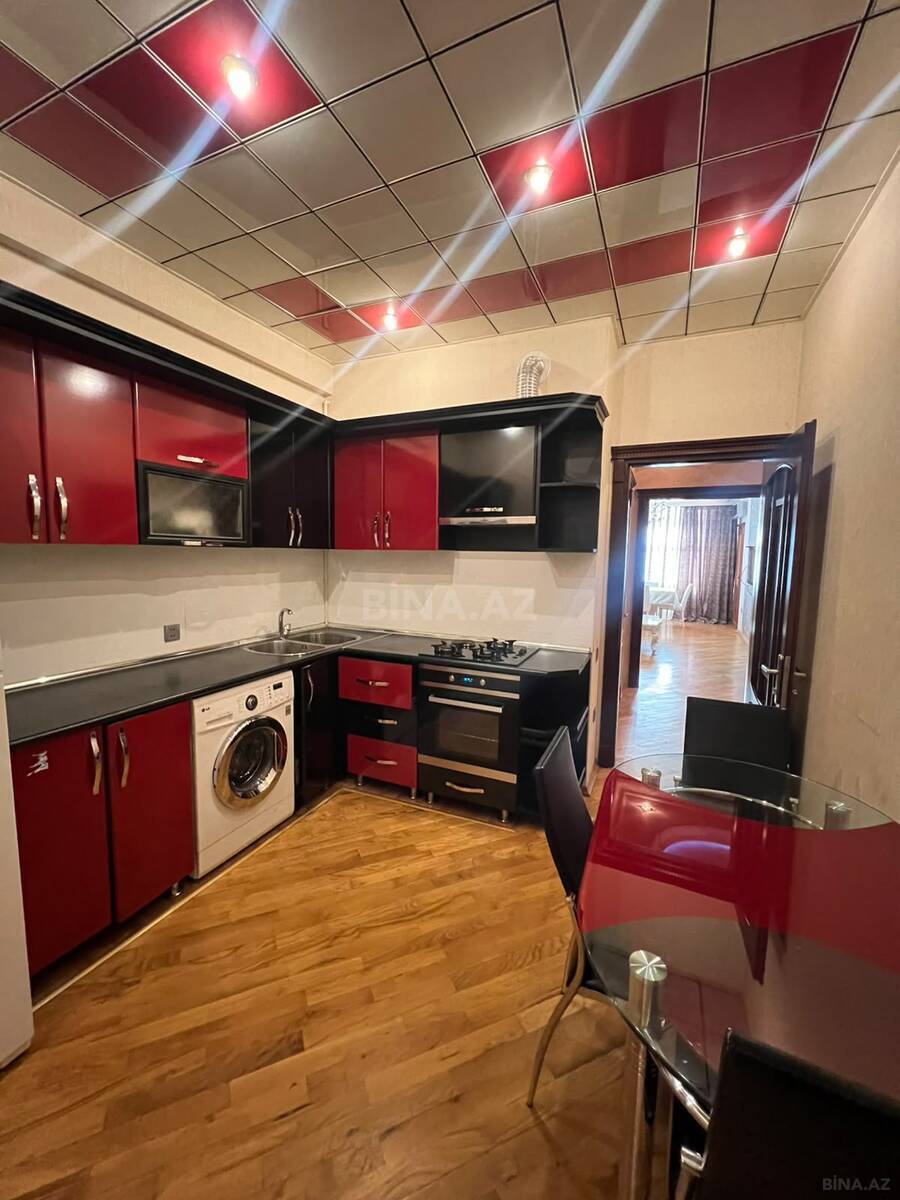 2 otaqlı Yeni tikili, Neftçilər m., Bakı