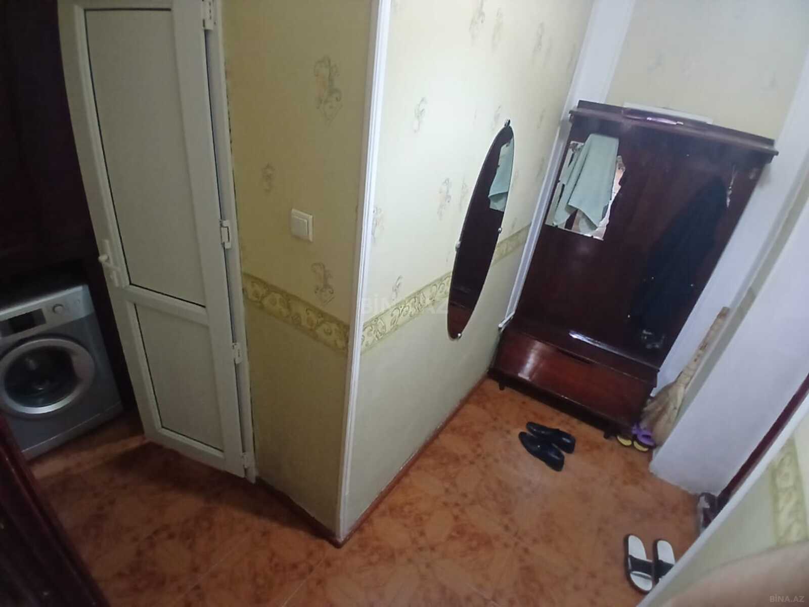 2 otaqlı Köhnə tikili, Neftçilər m., Bakı