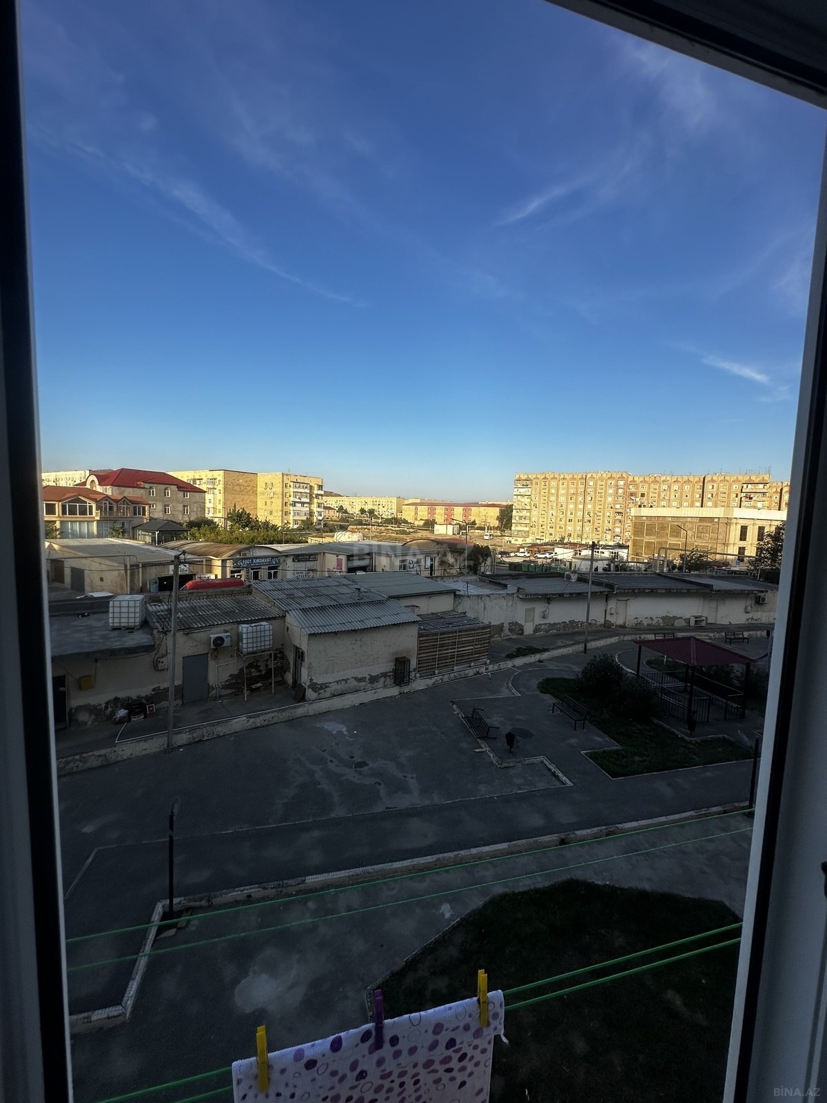 3 otaqlı Köhnə tikili, Lökbatan q., Bakı