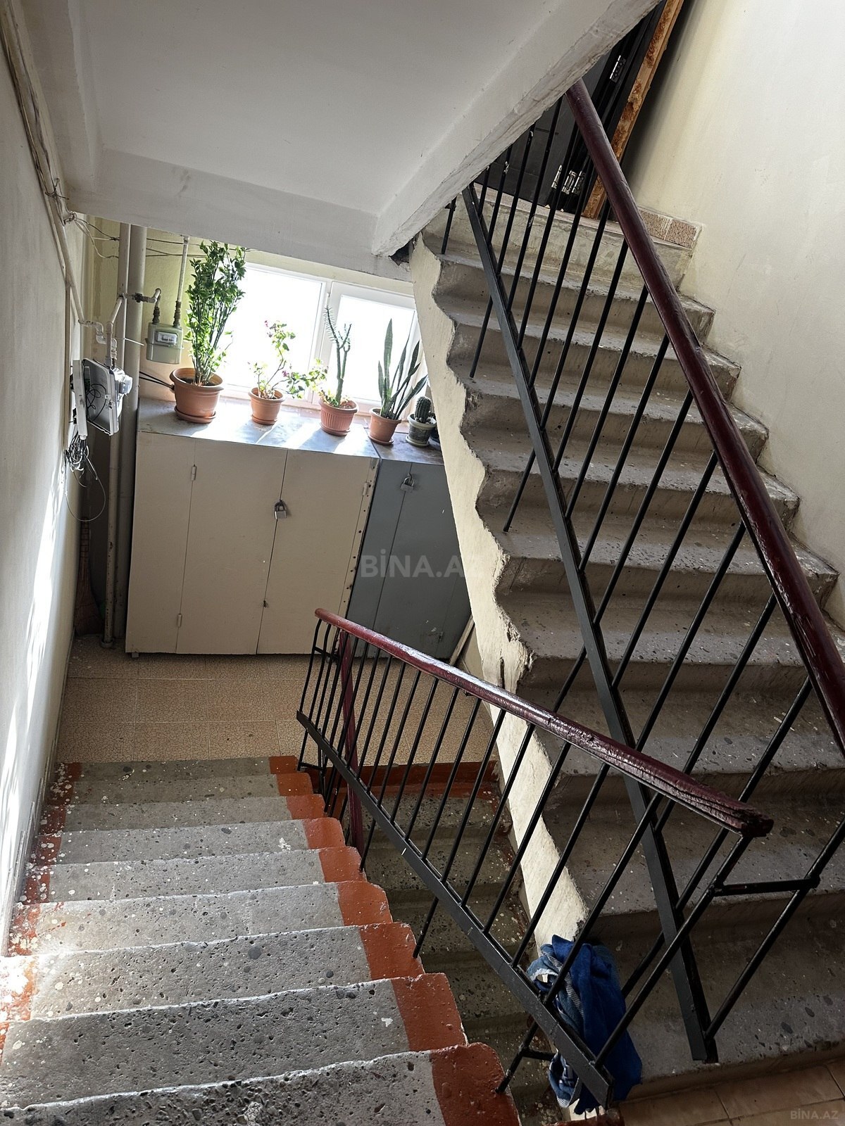 3 otaqlı Köhnə tikili, Lökbatan q., Bakı