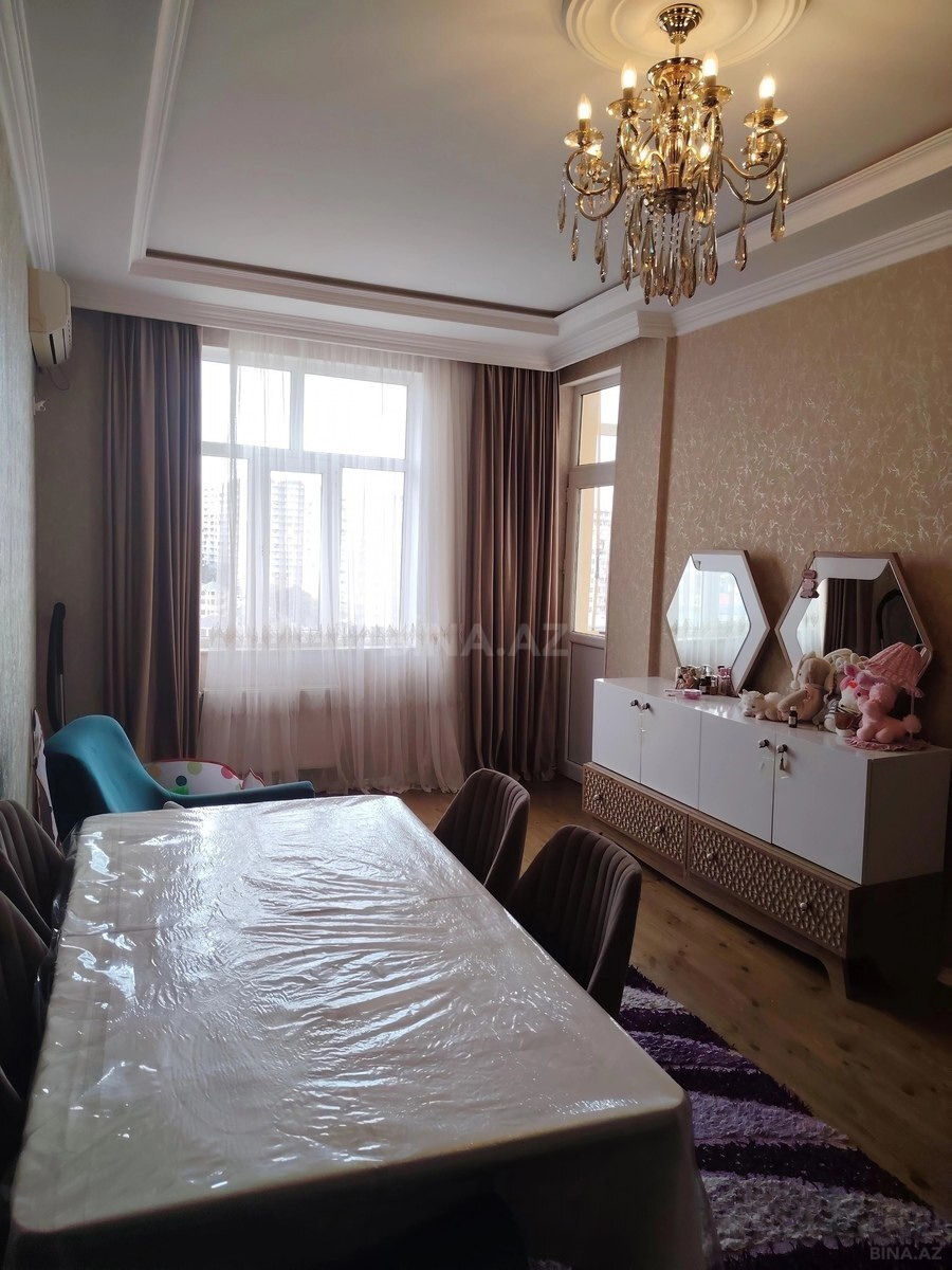2 otaqlı Yeni tikili, Xırdalan