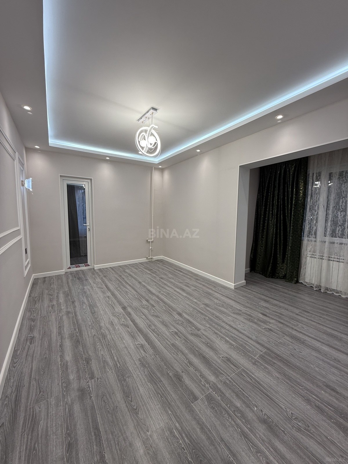 3 otaqlı Köhnə tikili, Əhmədli m., Bakı