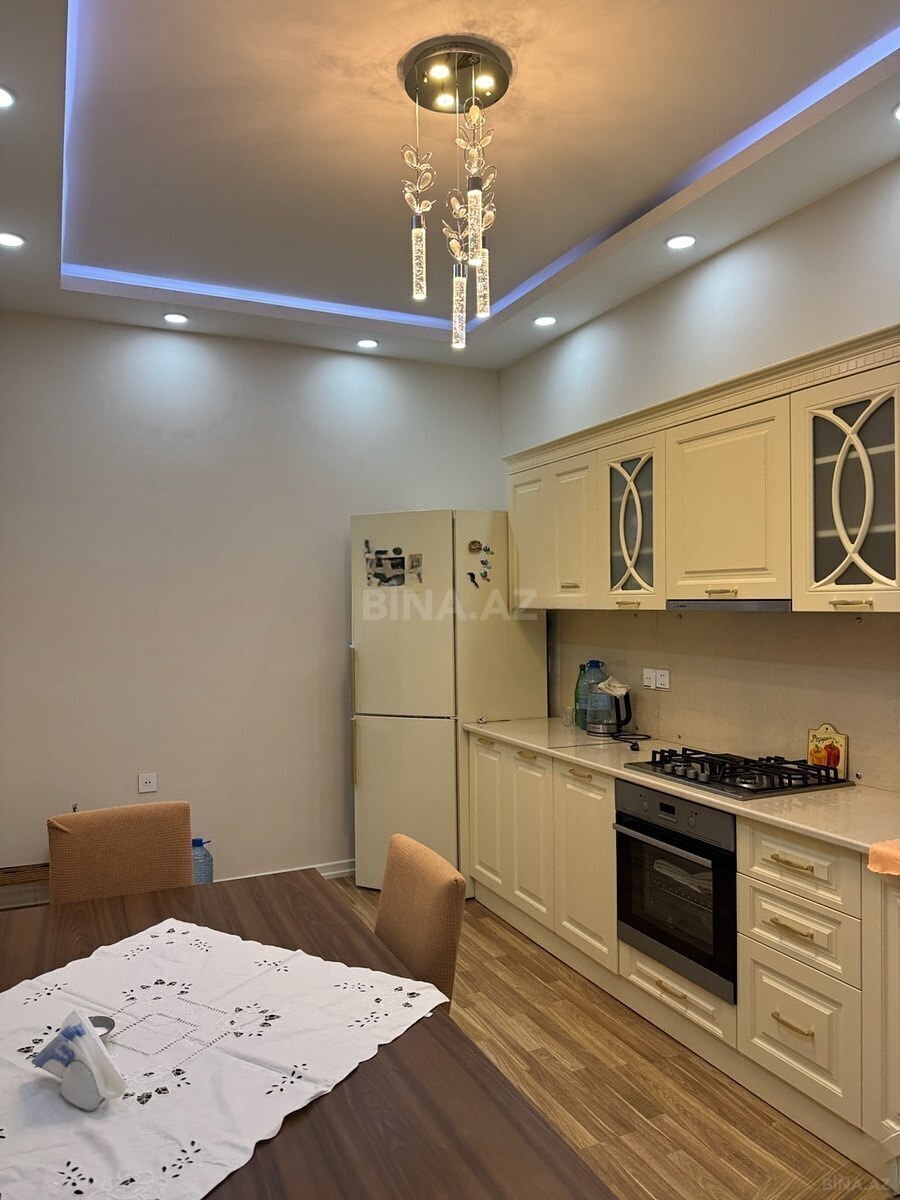 2 otaqlı Yeni tikili, 28 May m., Bakı