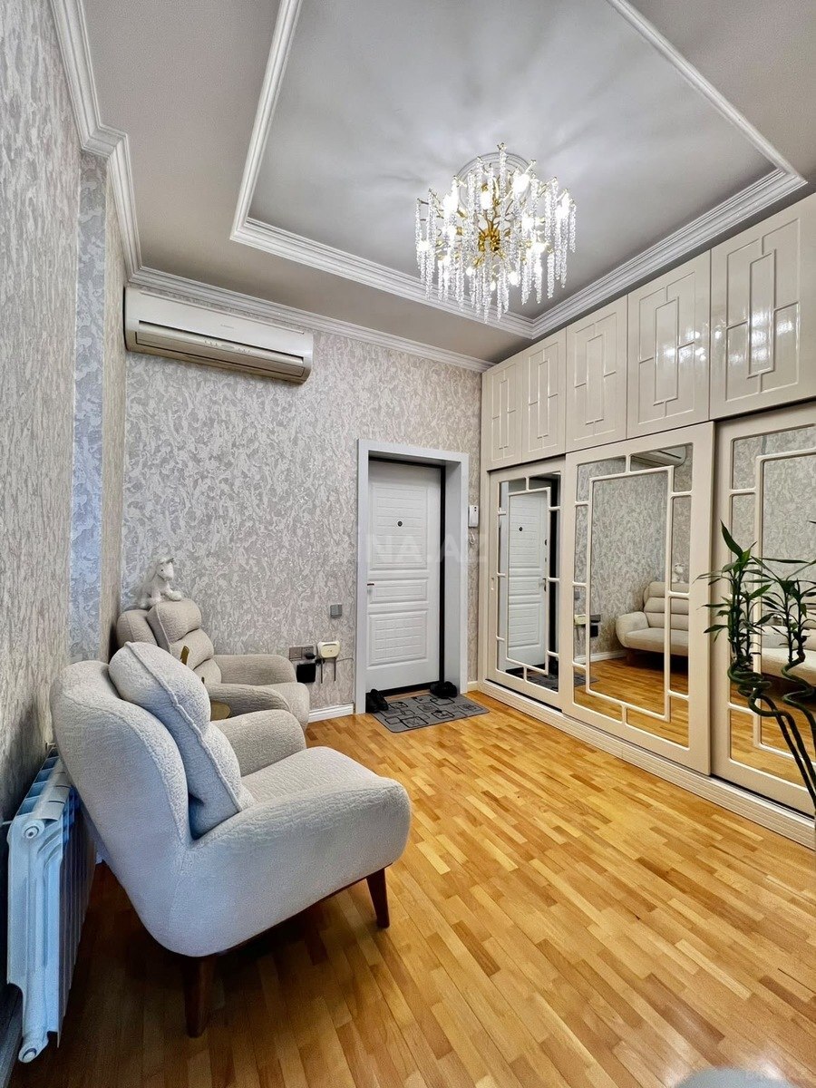 2 otaqlı Yeni tikili, Memar Əcəmi m., Bakı