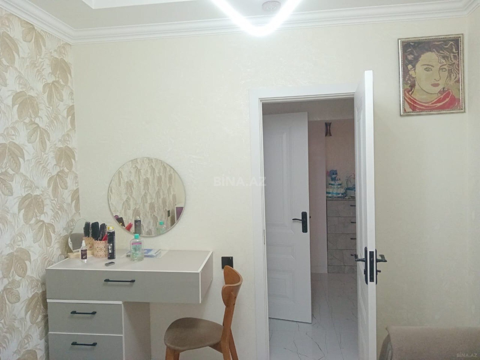 3 otaqlı Köhnə tikili, Yeni Günəşli q., Bakı