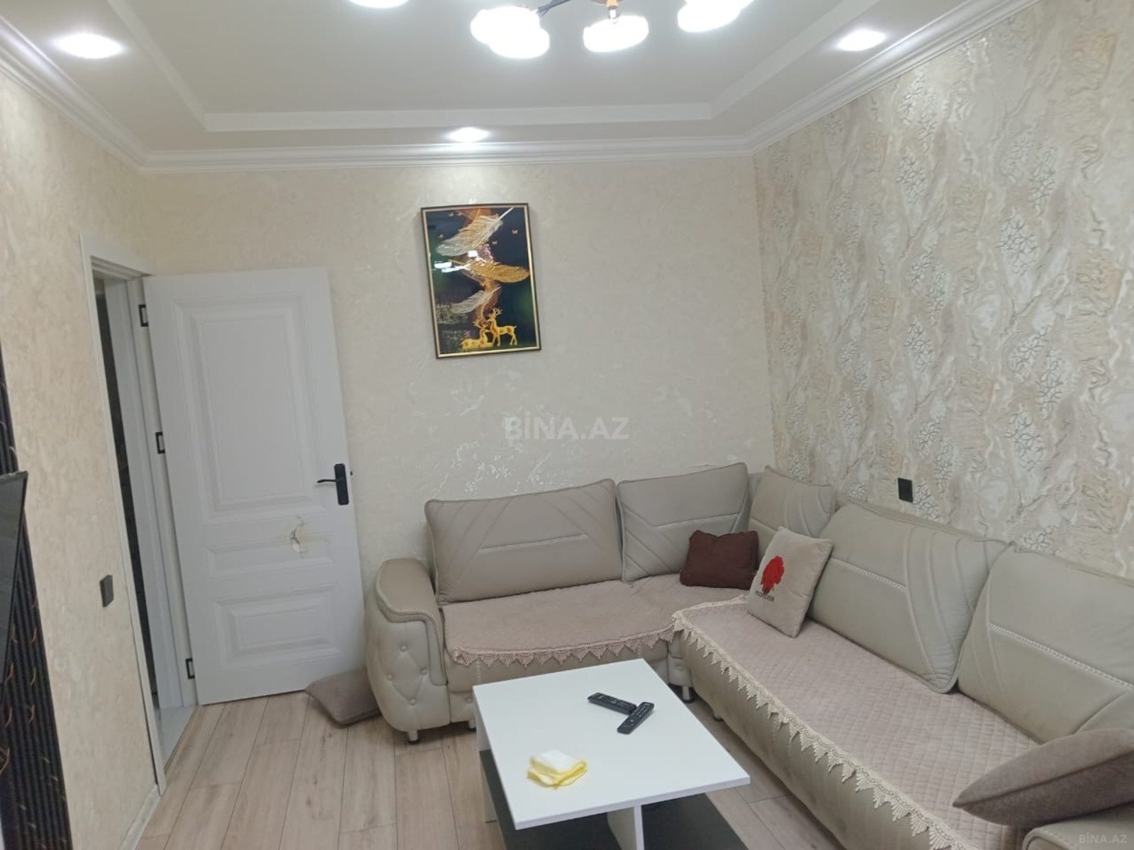 3 otaqlı Köhnə tikili, Yeni Günəşli q., Bakı
