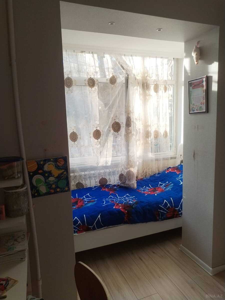 3 otaqlı Köhnə tikili, Yeni Günəşli q., Bakı