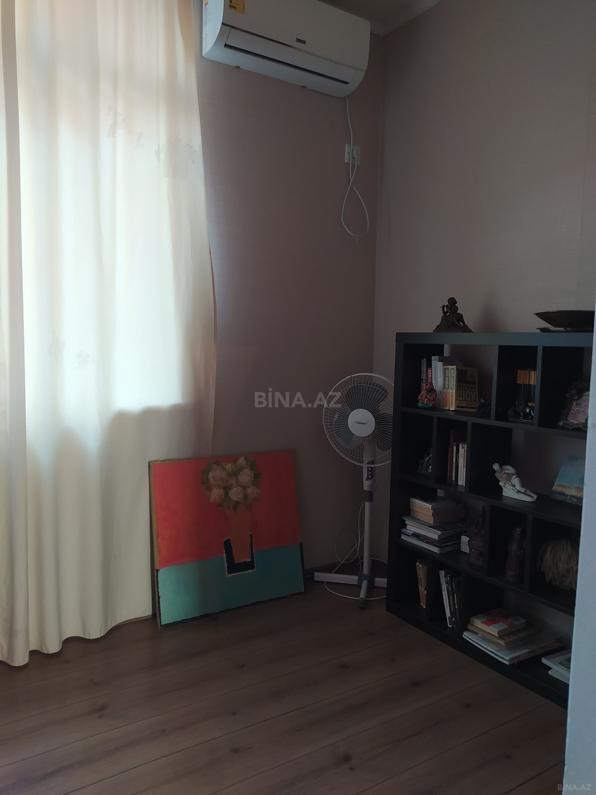 3 otaqlı Köhnə tikili, Sahil m., Bakı
