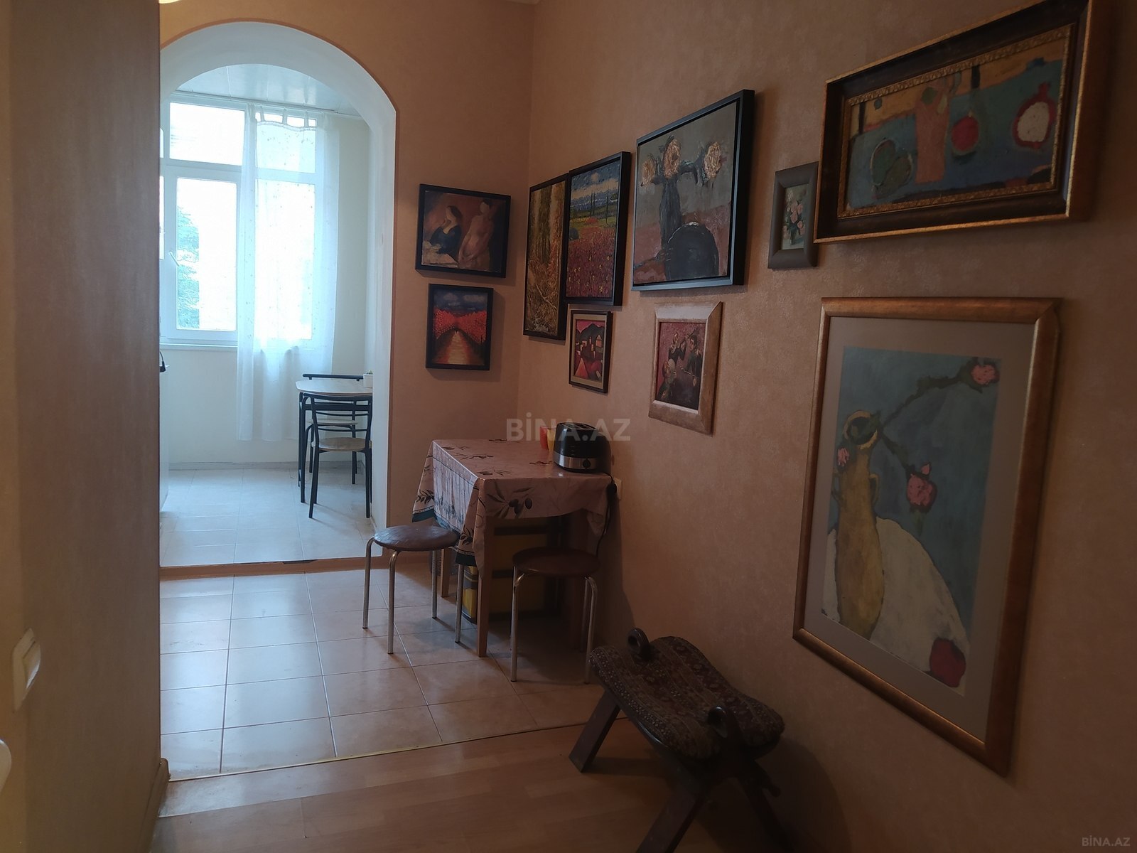 3 otaqlı Köhnə tikili, Sahil m., Bakı