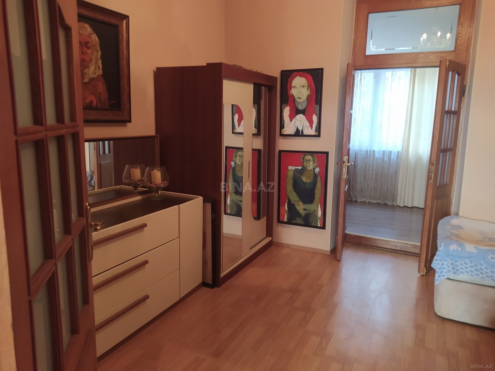 3 otaqlı Köhnə tikili, Sahil m., Bakı