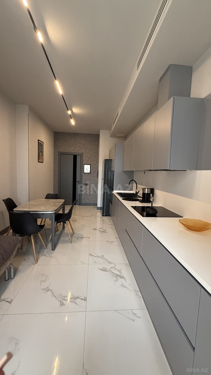 3 otaqlı Yeni tikili, Elmlər Akademiyası m., Bakı
