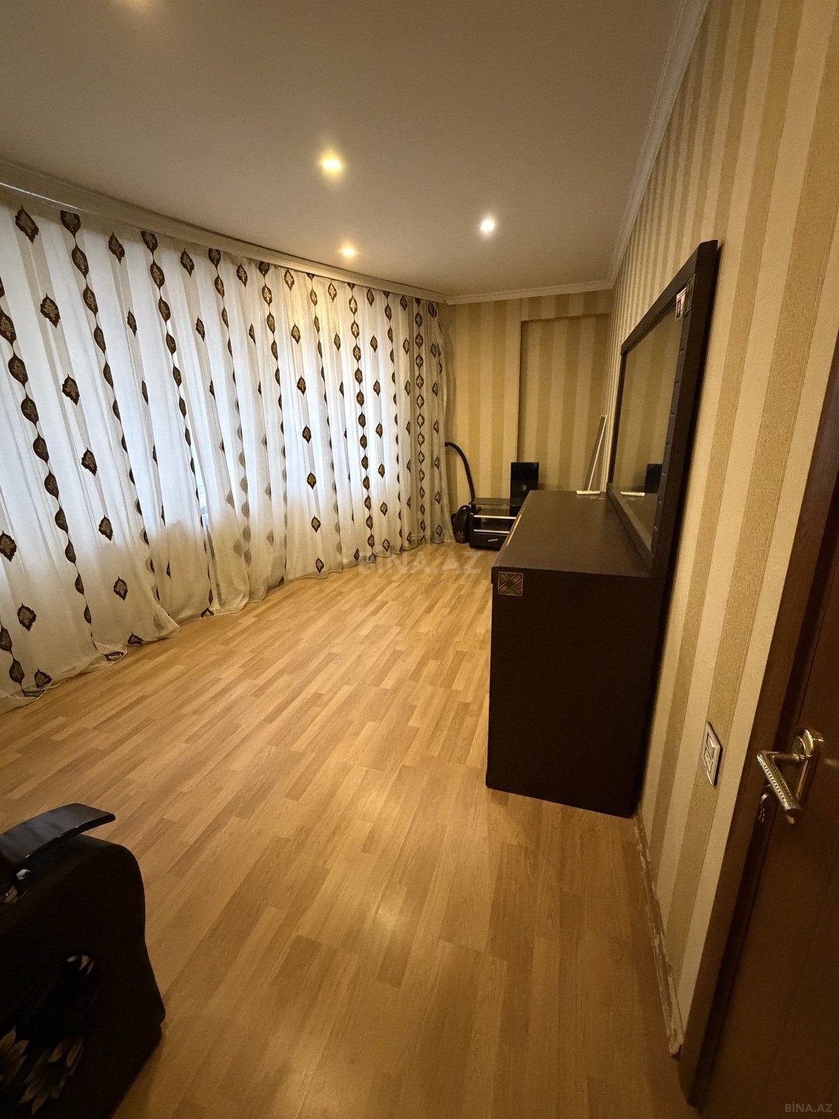 2 otaqlı Yeni tikili, Yeni Yasamal q., Bakı