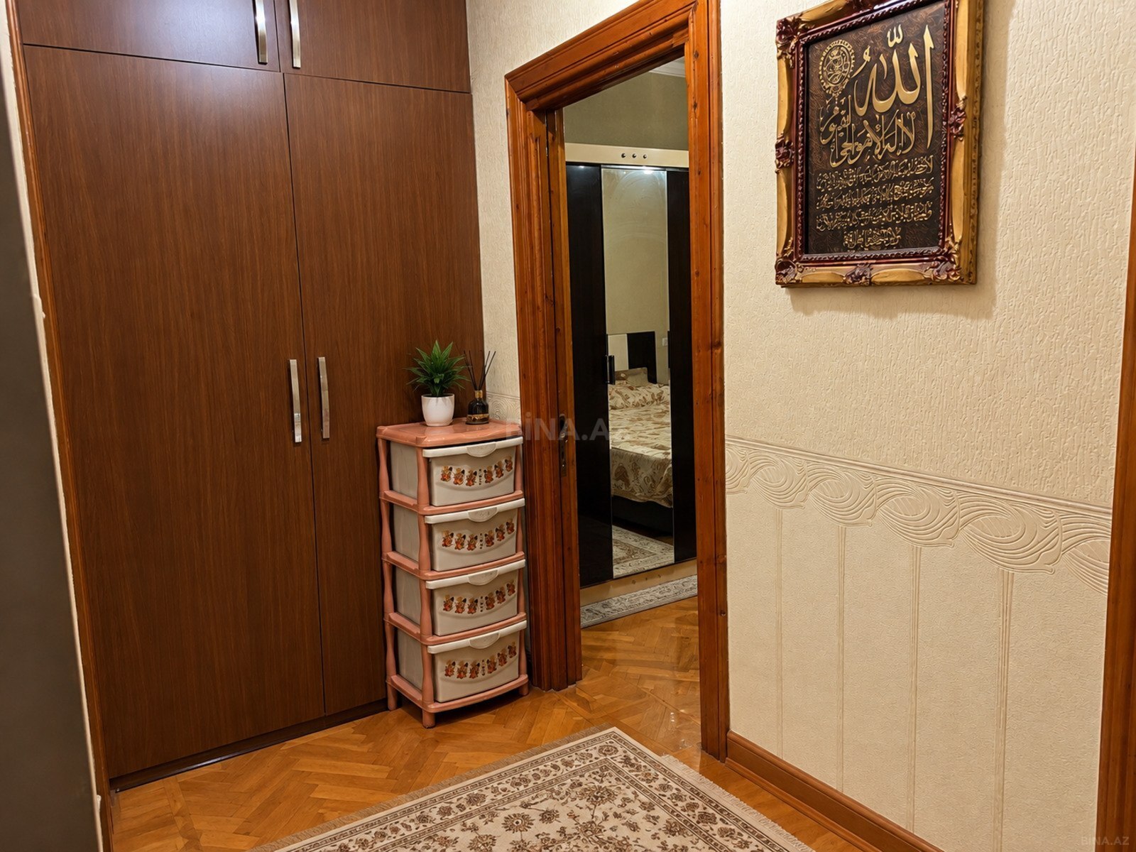 2 otaqlı Köhnə tikili, Azadlıq Prospekti m., Bakı