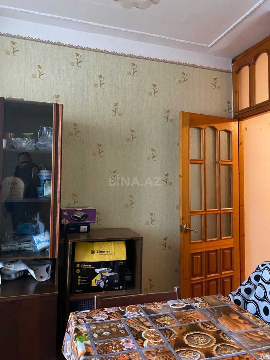3 otaqlı Köhnə tikili, Həzi Aslanov m., Bakı