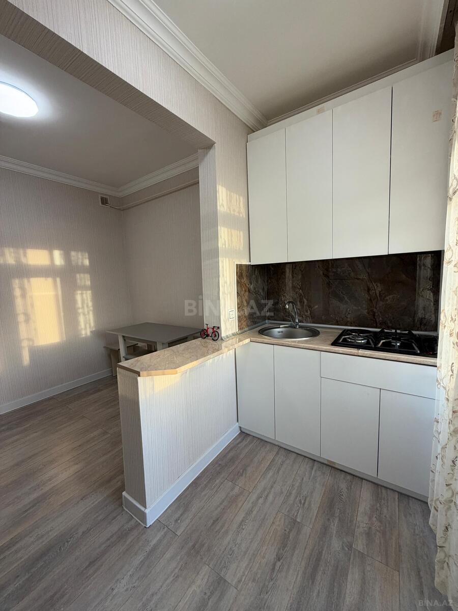 2 otaqlı Köhnə tikili, Xətai r., Bakı