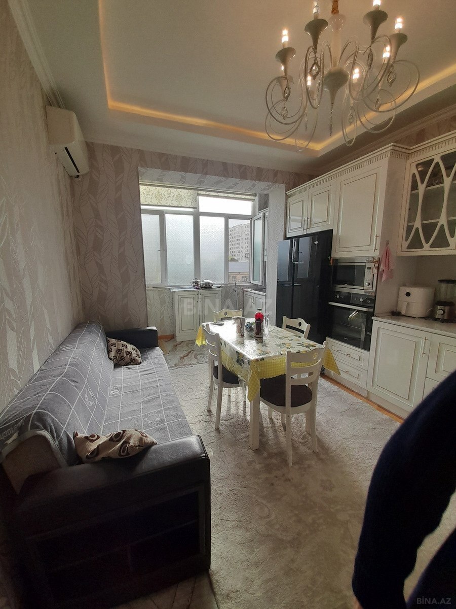 3 otaqlı Yeni tikili, Neftçilər m., Bakı