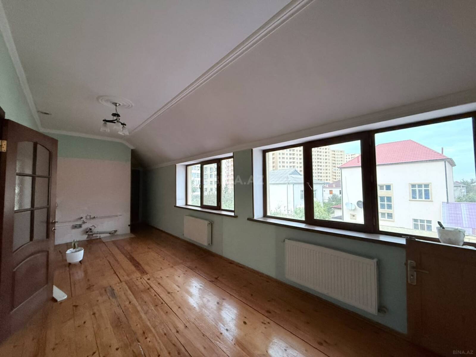 6 otaqlı Həyət evi/Bağ evi, Abşeron r., Bakı