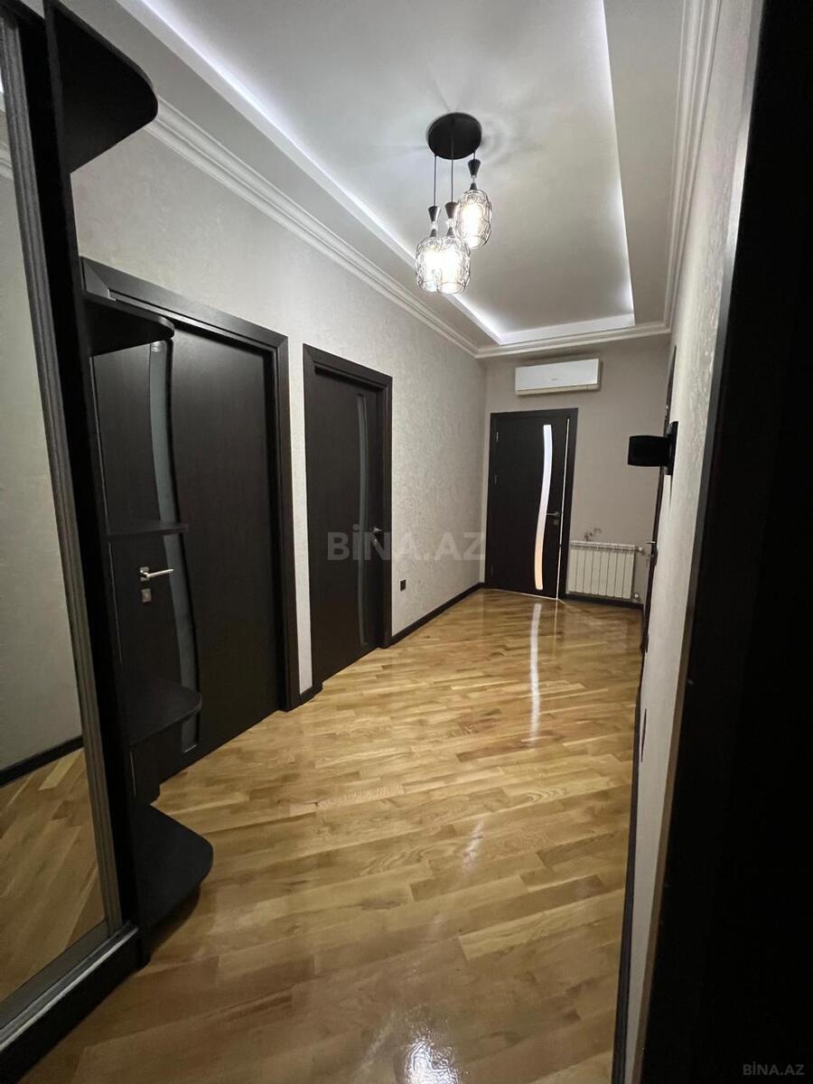3 otaqlı Yeni tikili, Şah İsmayıl Xətai m., Bakı