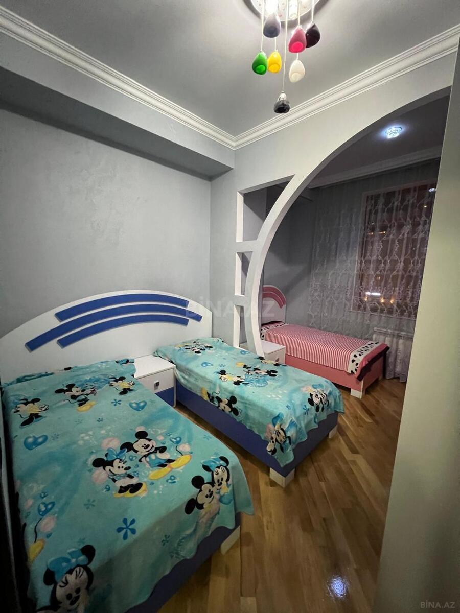 3 otaqlı Yeni tikili, Şah İsmayıl Xətai m., Bakı