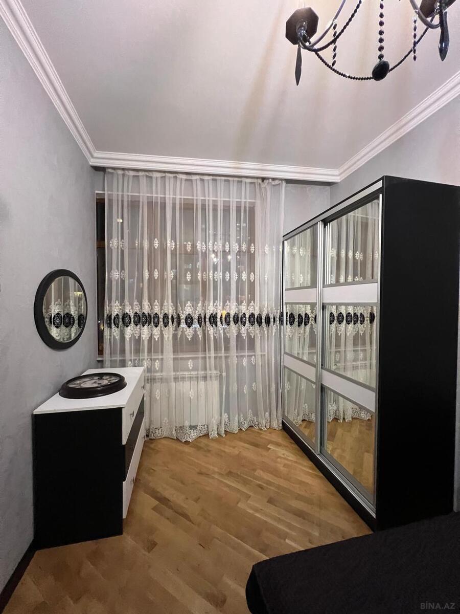 3 otaqlı Yeni tikili, Şah İsmayıl Xətai m., Bakı