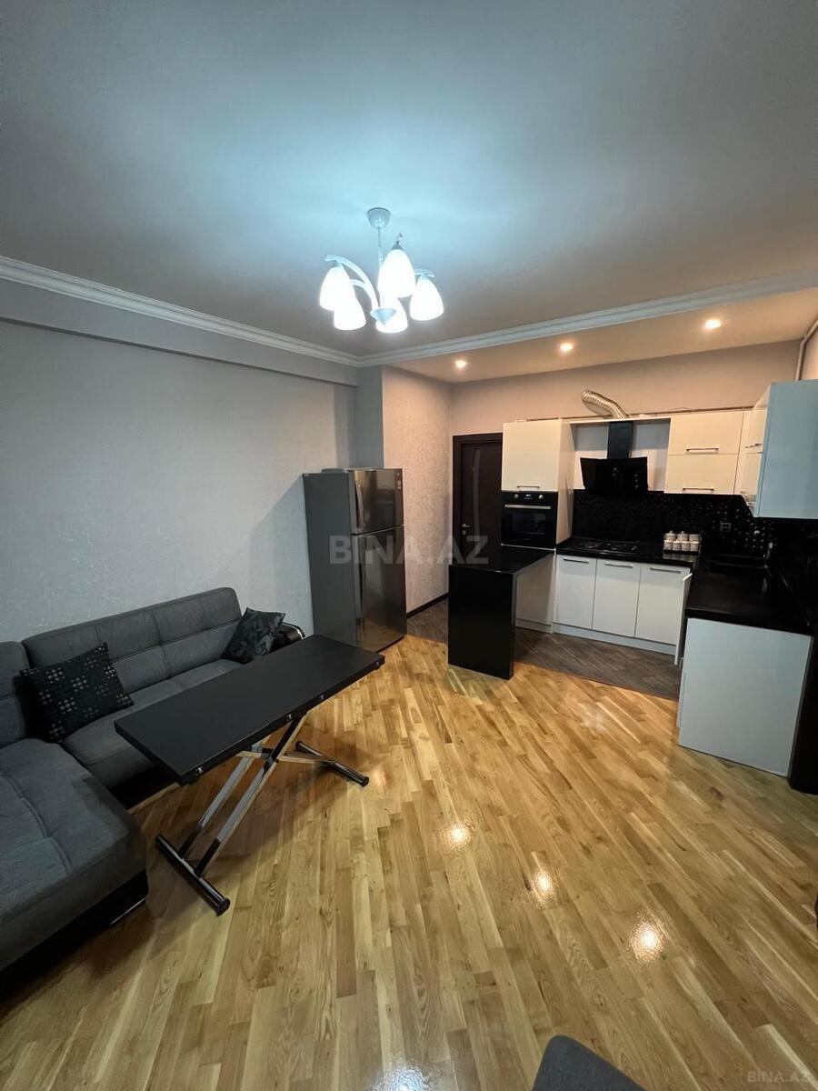 3 otaqlı Yeni tikili, Şah İsmayıl Xətai m., Bakı
