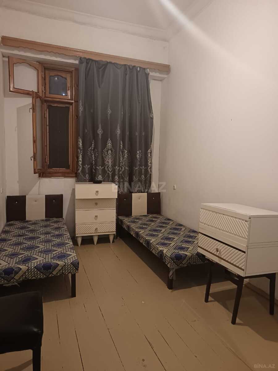 2 otaqlı Köhnə tikili, Neftçilər m., Bakı