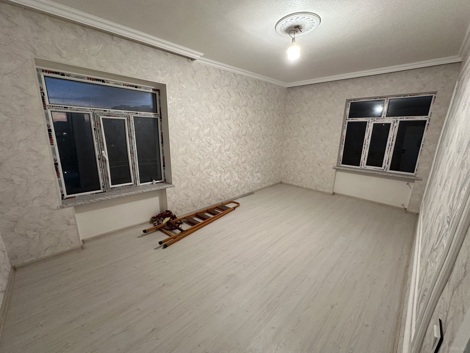 2 otaqlı Köhnə tikili, Lökbatan q., Bakı
