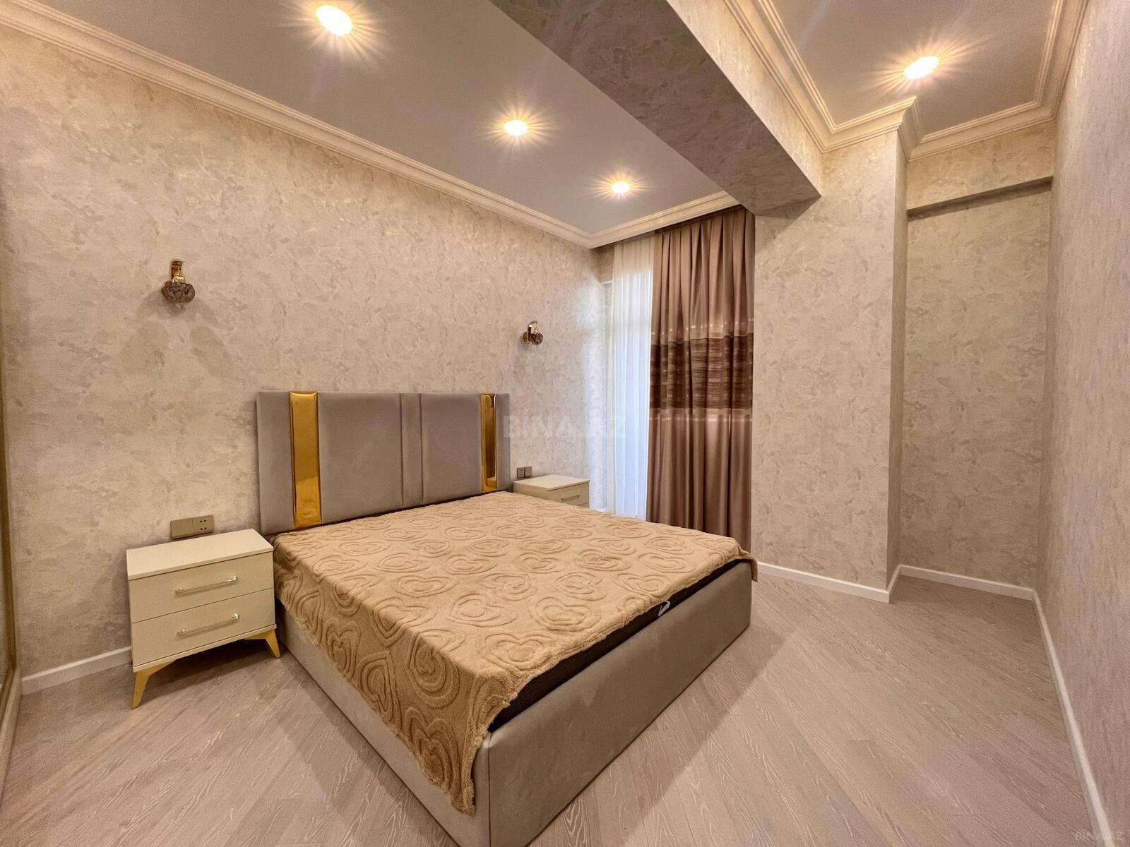 2 otaqlı Yeni tikili, Şah İsmayıl Xətai m., Bakı