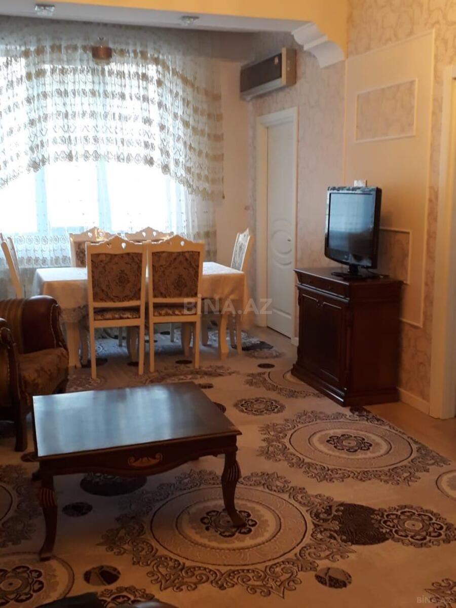 3 otaqlı Yeni tikili, Elmlər Akademiyası m., Bakı