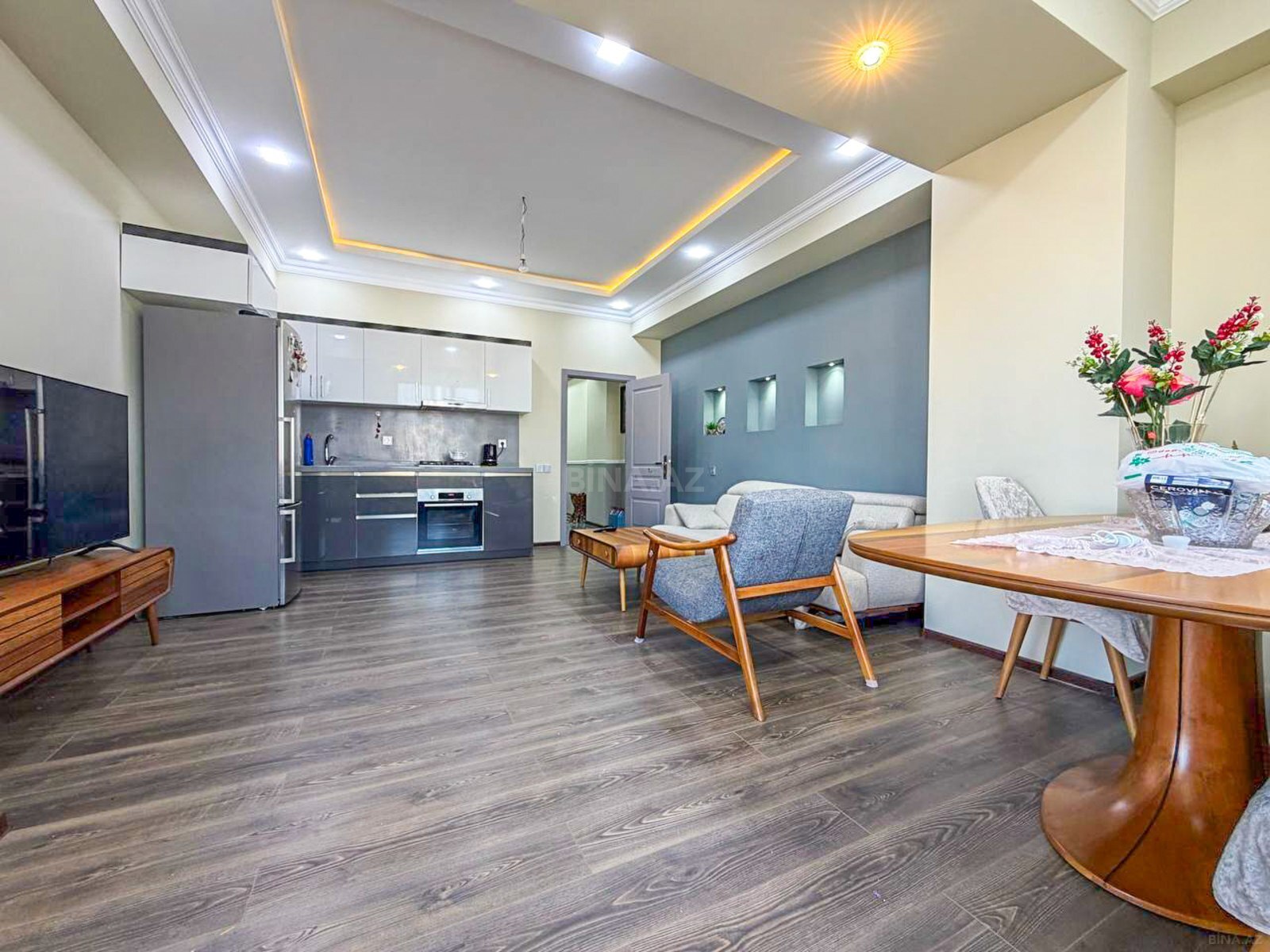 3 otaqlı Yeni tikili, Qara Qarayev m., Bakı