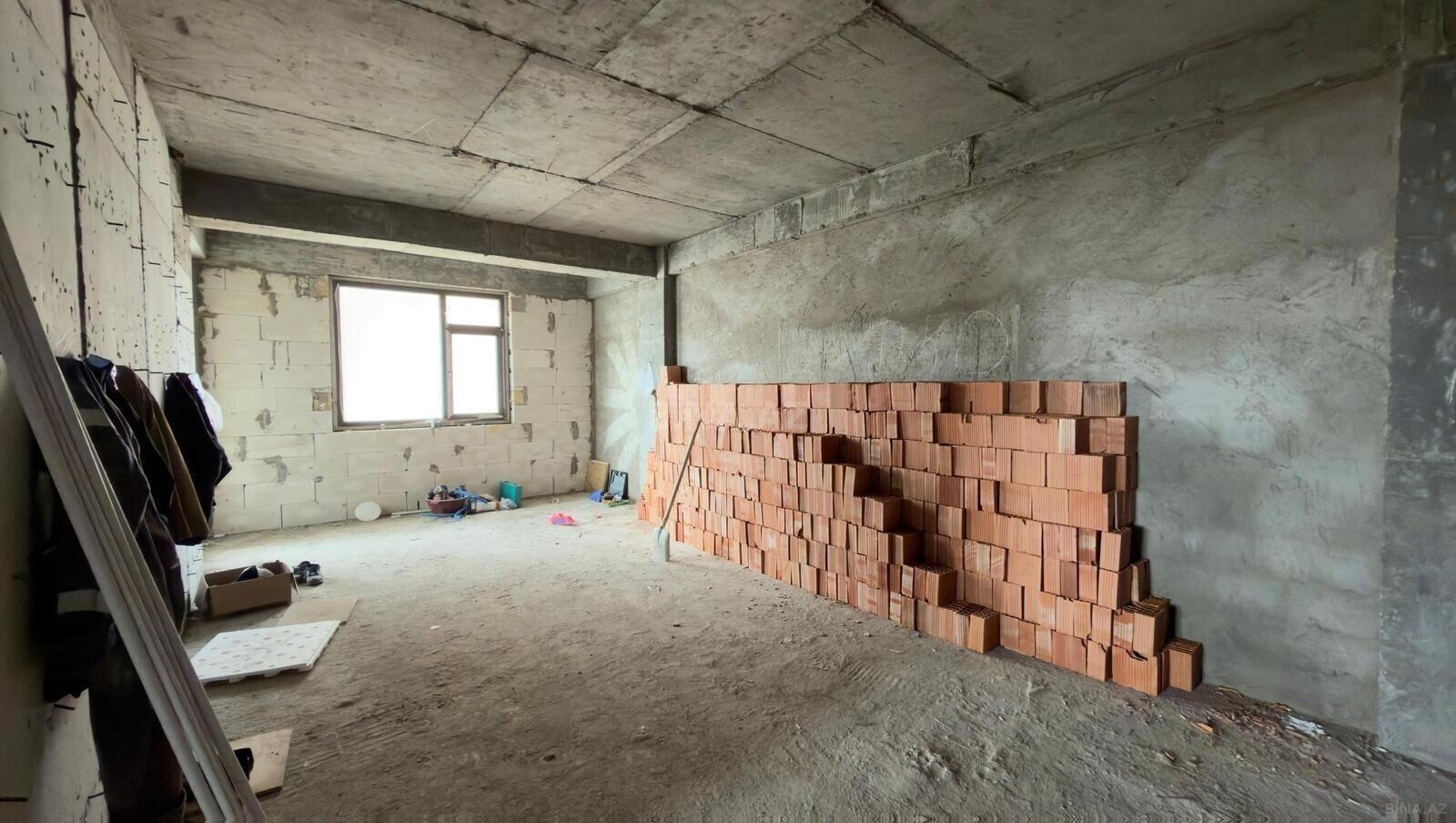 4 otaqlı Yeni tikili, Qara Qarayev m., Bakı