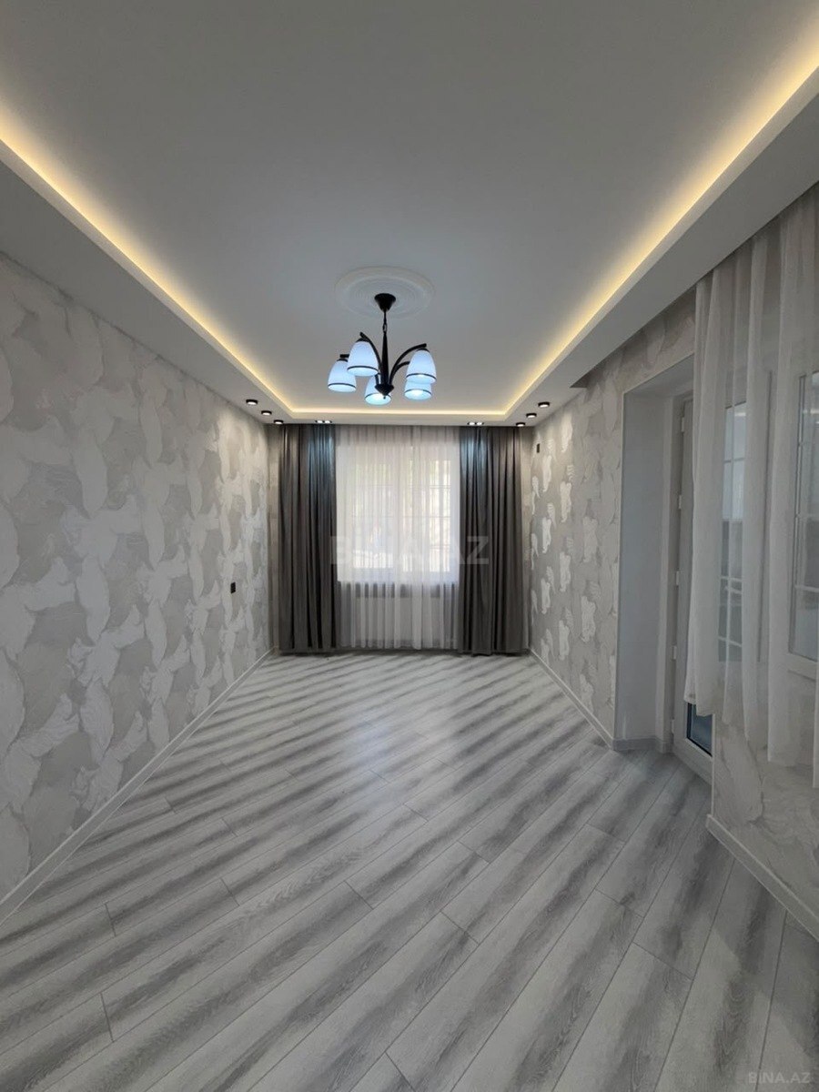 3 otaqlı Köhnə tikili, Həzi Aslanov m., Bakı