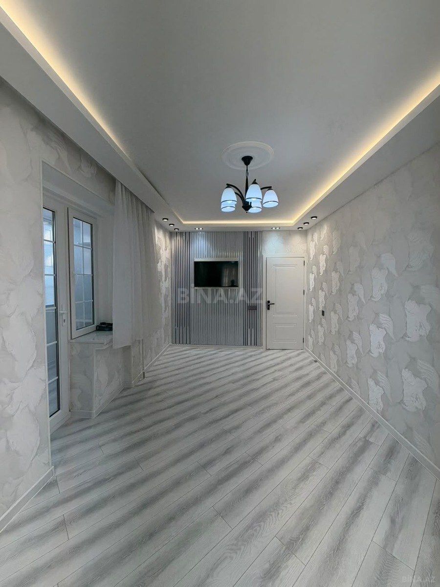3 otaqlı Köhnə tikili, Həzi Aslanov m., Bakı