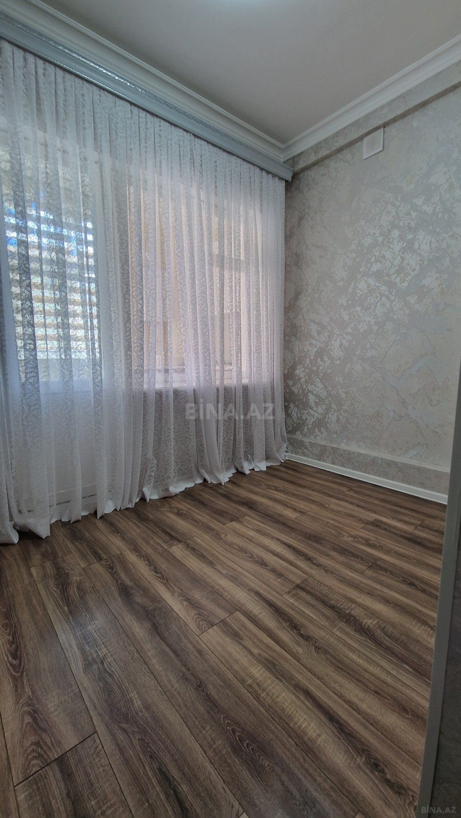 2 otaqlı Köhnə tikili, Azadlıq Prospekti m., Bakı